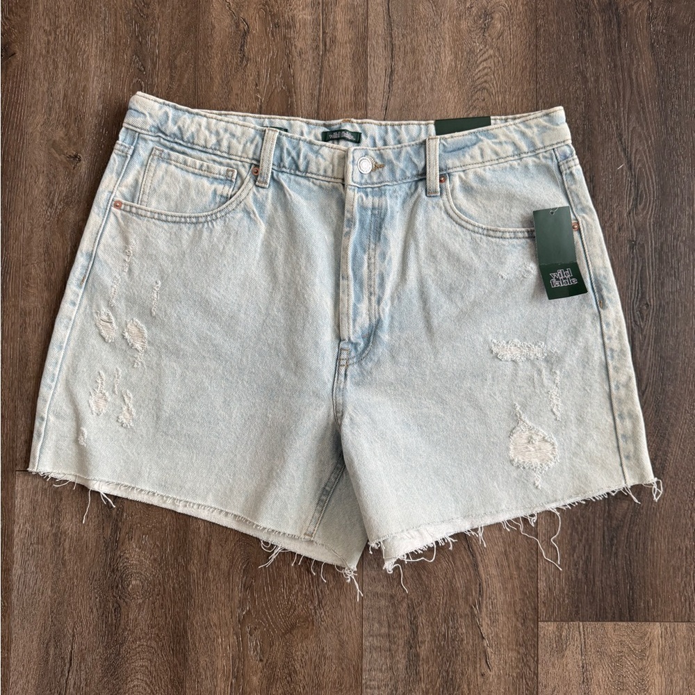 Wild Fable Light Blue Distressed Denim Shorts, new with tags!